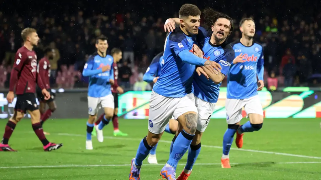 Benvenuti al nostro nuovo blog dedicato al Calcio Napoli