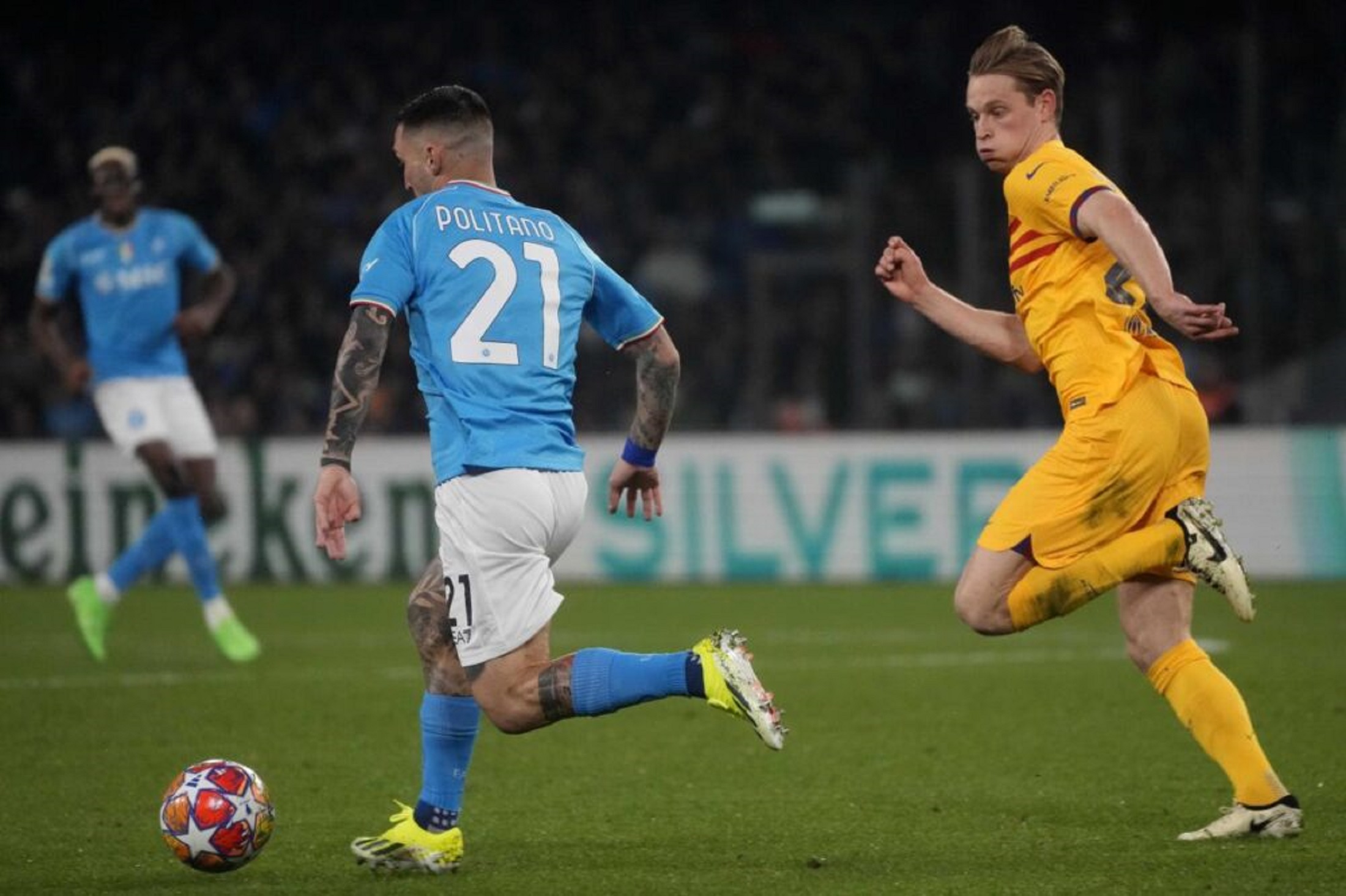 Verso Barcellona-Napoli, gli azzurri tentano il colpaccio: 3 cambi rispetto al Torino