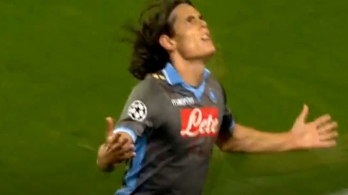 Manchester City-Napoli: dal goal di Cavani all’esordio in Champions al ritorno di De Bruyne. Quanti intrecci all’Etihad!