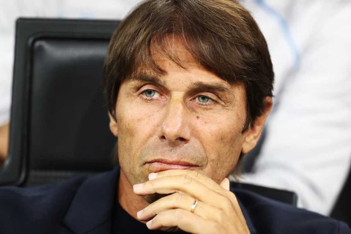 Recuperi 16ª giornata, Napoli-Parma. Altre due assenze importanti, cosa si inventerà Conte (squalificato)?