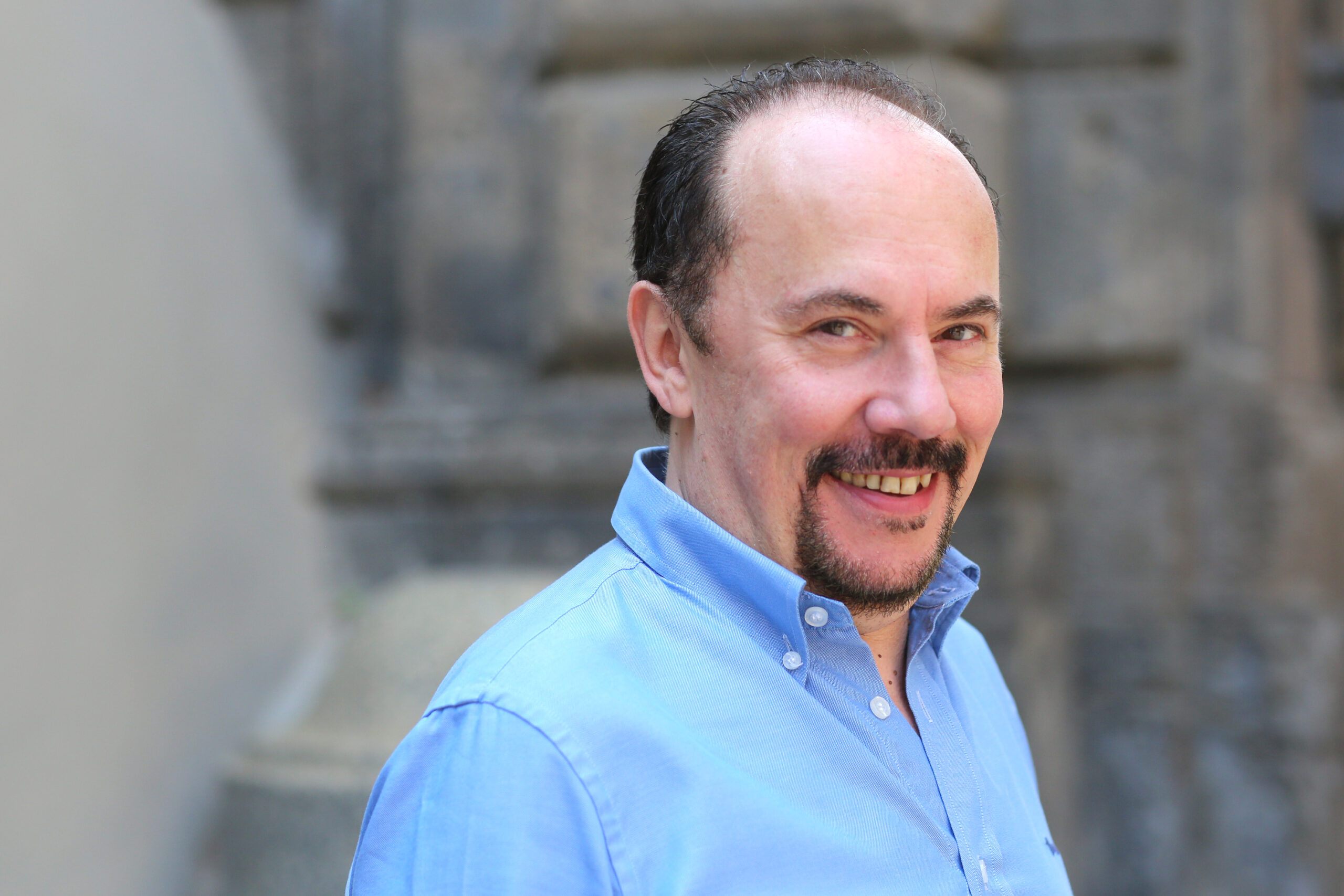 CasaGrande Napoli, parte stasera 11 novembre il nuovo varietà calcistico di Maurizio Casagrande su Canale 8