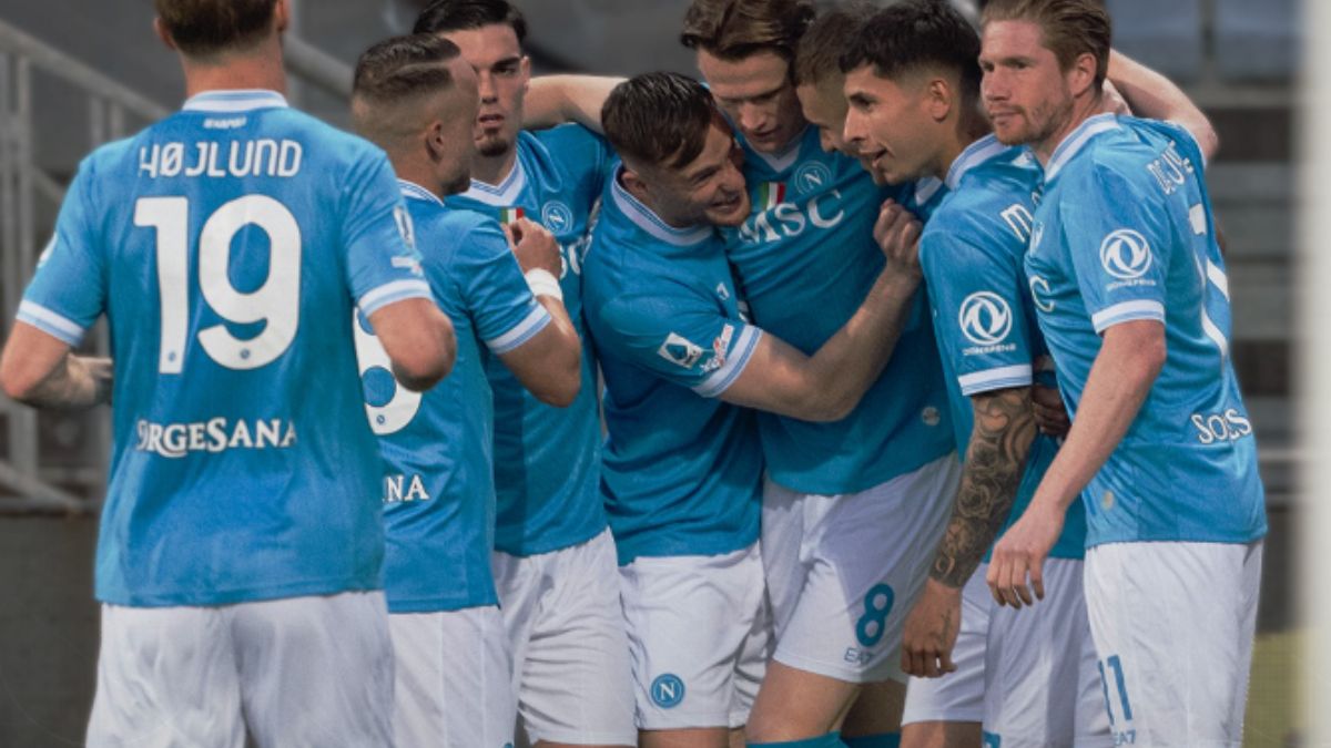 Cagliari-Napoli 0-1: azzurri di cortomuso, basta una zampata di McTominay